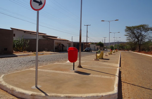 Brumado: Bandido invade residência no Bairro Santa Tereza e mantém família sob mira de uma faca