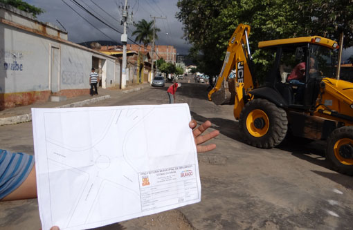 Brumado: Recuperação da Rua Rio de Contas é iniciada