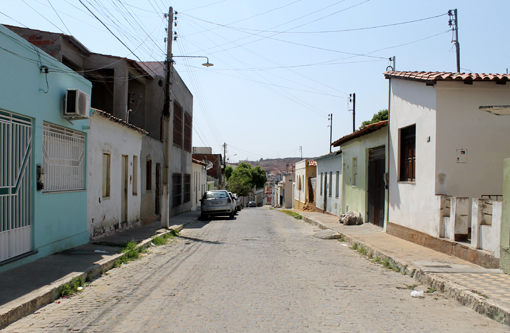Brumado: Casa de uma senhora foi alveja por tiros