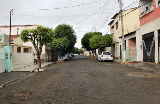 Brumado: Pavimentação asfáltica em vias do Bairro Jardim Brasil gera discussão no legislativo