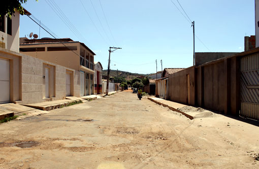 Brumado: Bandido invade casa e com uma faca ameaçou criança de 8 anos