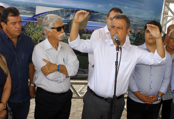 Brumado: sem citar data, Rui Costa garante inauguração do presídio e cita busca de recursos para obras da 2ª etapa da barragem e Esgotamento Sanitário