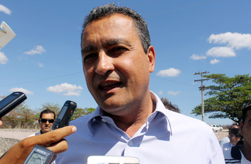 Eleições 2014: Rui Costa realiza grande carreata em Brumado