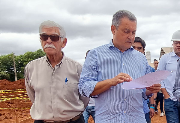 Rui Costa processa prefeito de Brumado por associá-lo ao narcotráfico