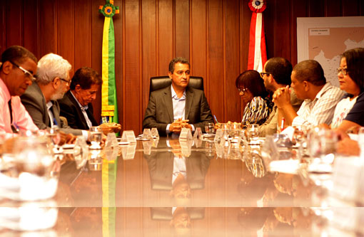 Rui Costa se reúne com APLB e conclama categoria a participar do Pacto Pela Educação