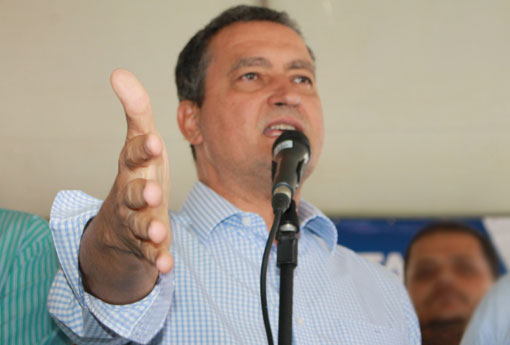 Morte de policiais militares em Bom Jesus da Lapa não ficará impune, diz governador Rui Costa 