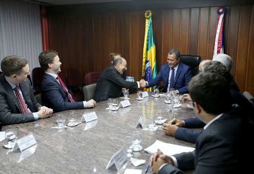 Rui Costa se reúne com representante da Bamin na Governadoria