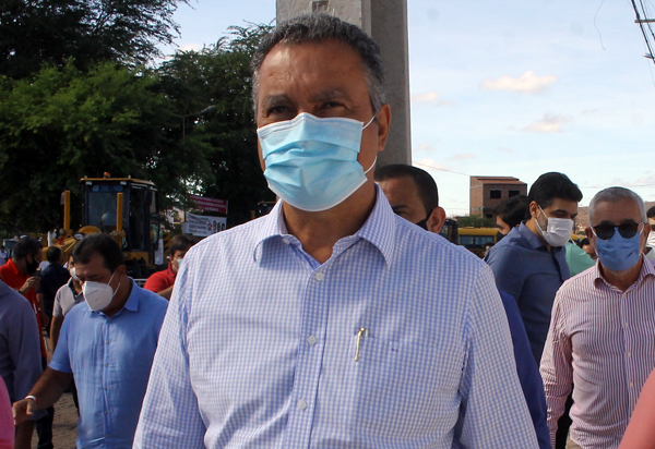 Rui Costa diz que considera prematuro anúncios de festas de réveillon