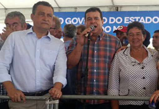 Deputado Marquinho Viana comemora a instalação de três poços de água em Barra da Estiva