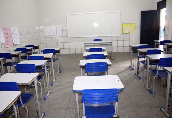 Governo prorroga até 15 de novembro decreto que proíbe aulas na Bahia