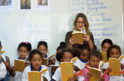 Ensino: Brasil deve melhorar acesso à educação de qualidade, diz OCDE