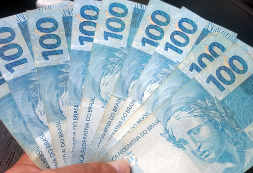 Congresso aprova Orçamento de 2018 com salário mínimo de R$ 965