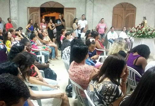 Comunidade celebra festa de Santa Terezinha do Menino Jesus, em Brumado