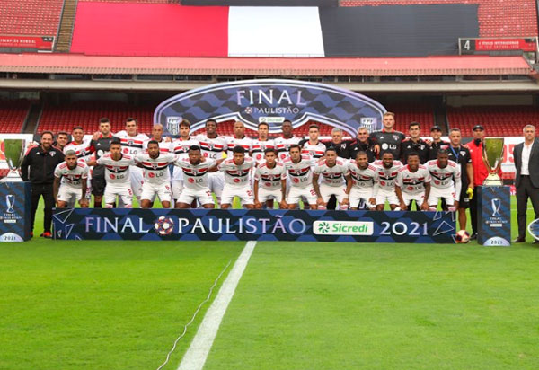 São Paulo vence Palmeiras por 2 a 0 e conquista o Campeonato Paulista