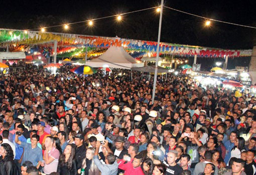 Aracatu: barraqueiros e ambulantes que desejam pontos de comércio na festa de São Pedro são convocados para reunião