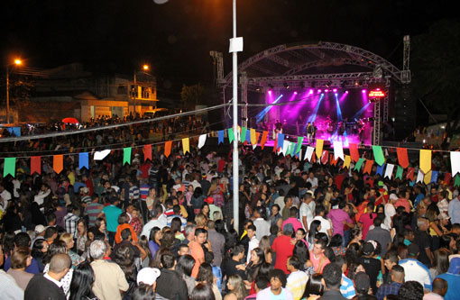 São Pedro dos Olhos d'Água se torna evento referência do período junino na região, veja as fotos
