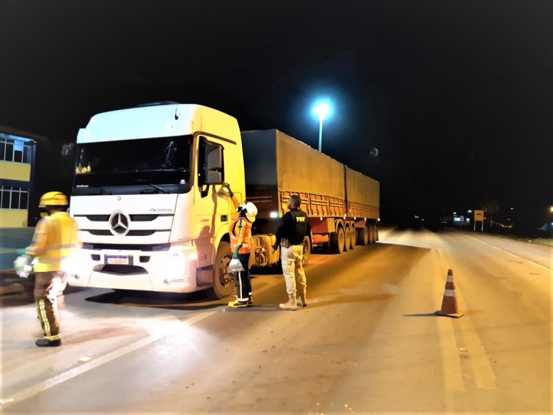 Ações de solidariedade em apoio aos caminhoneiros se espalham nas rodovias federais baianas