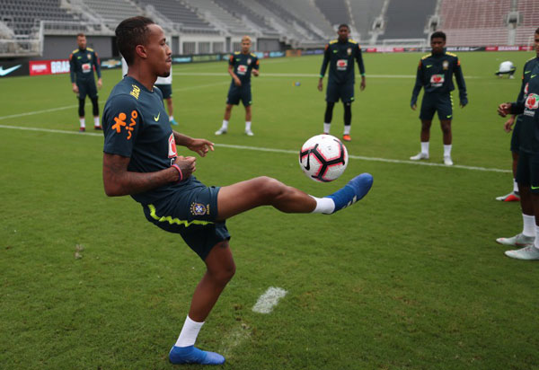 Seleção Brasileira enfrenta El Salvador em amistoso nesta terça (11)