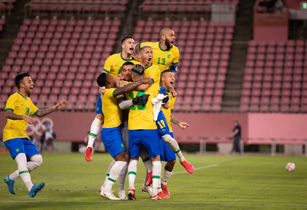 Jogos Olímpicos de Tóquio 2020: Brasil elimina o México nos pênaltis e está na final