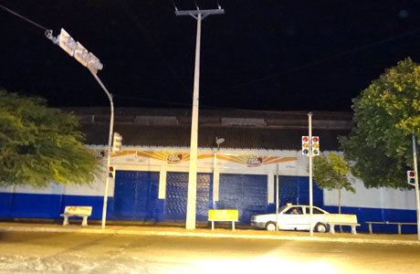 Brumado: homem foi preso acusado de arrombar e tentar furtar materiais na Cesta do Povo 