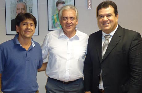 SÉRGIO MAIA ‘ARREGAÇA AS MANGAS’ E BUSCA RECURSOS