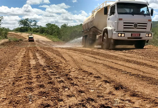 Brumado: prefeitura executa diversos serviços na zona rural