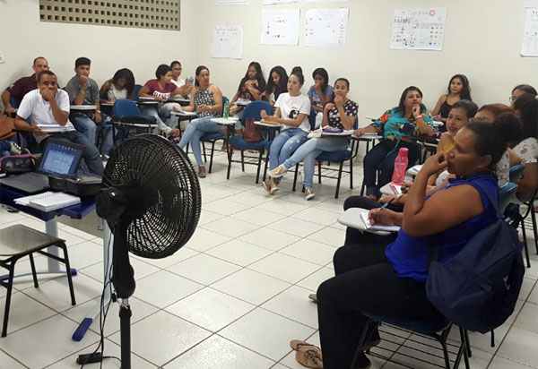Brumado: SESOC e SENAI iniciaram as aulas do Curso Profissionalizante de Auxiliar Administrativo