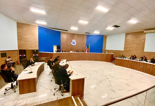20ª Sessão Ordinária da Câmara Municipal de Vereadores de Brumado tem apresentação de textos importantes à comunidade