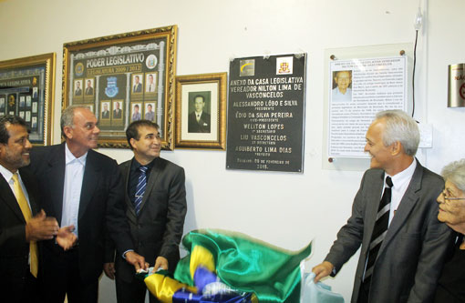 Legislativo brumadense realiza sessão solene e inaugura anexos