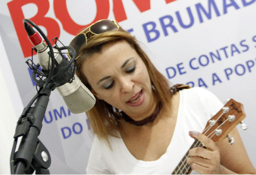 Brumado: programa ‘Bom dia Povo de Brumado’ teve participação de Sílvia Mello em homenagem ao Dia das Mães