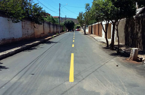 Brumado: Faixas são pintadas em ruas dos Bairros Santa Tereza e Olhos D’água