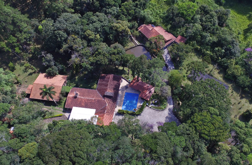 PF intima mulher e filho de Lula para prestar esclarecimentos sobre sítio