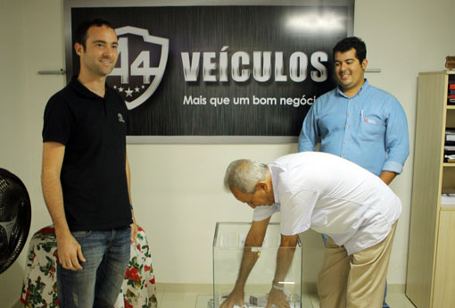 A4 Veículos: conheça o ganhador da  moto 0Km