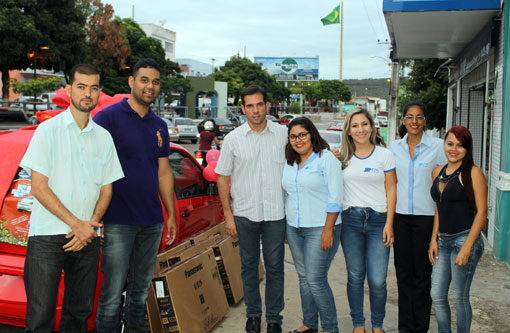 CDL de Brumado sorteia 1 up! 0KM e 5 TVs de Led da campanha de Natal