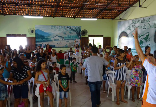 Sociedade São Vicente de Paulo realizou confraternização com famílias assistidas