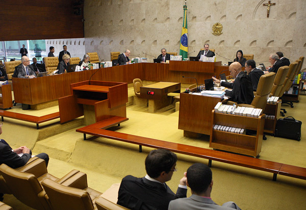 Bahia: STF declara inconstitucional pensão a ex-governadores 