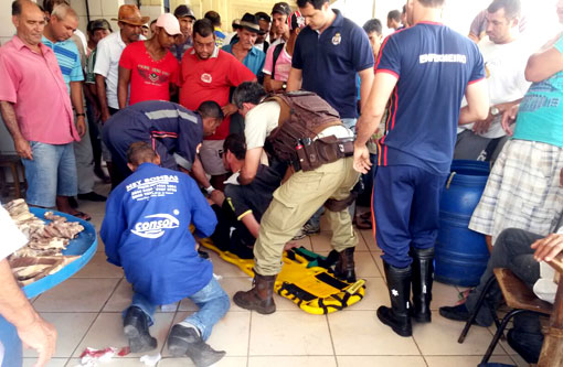 Livramento: Homem pega faca em açougue e tenta suicídio