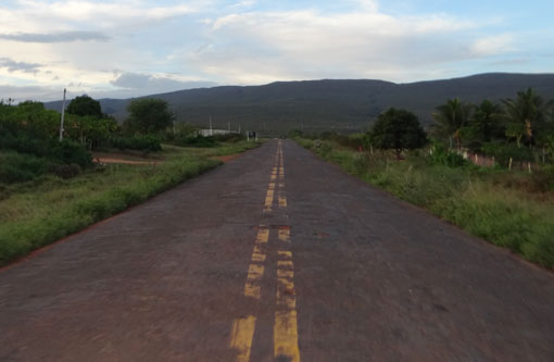 Motociclista morre após colisão na BA-142 trecho entre Tanhaçu/Ituaçu