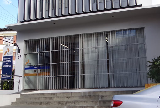 TCM aprovou com ressalvas contas de 52,48% das prefeituras baianas