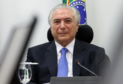 Pesquisa cita Michel Temer como presidente com maior rejeição do mundo