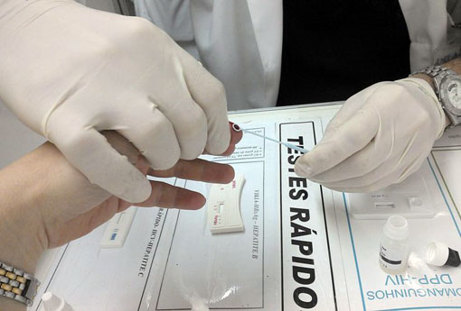 Anvisa registra primeiro teste de farmácia para detecção do HIV