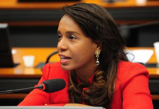 Deputada Federal Tia Eron visita Brumado neste final de semana