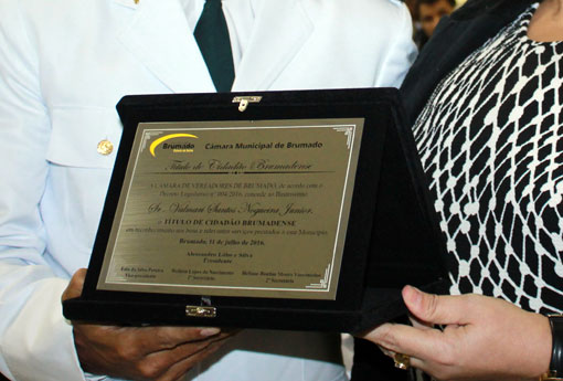 Brumado: Legislativo promulga concessão de Honrarias