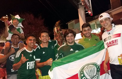 Brumado: Torcedores do Palmeiras comemoram título da Copa do Brasil