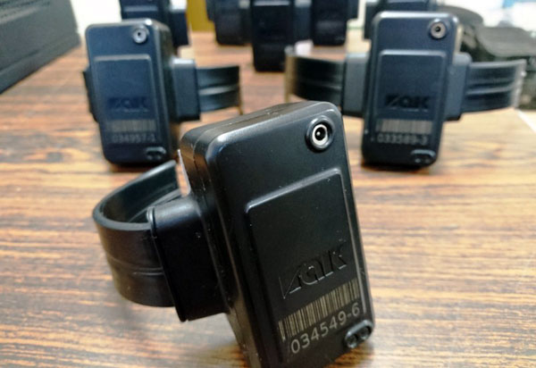 Presos em regime semiaberto em Vitória da Conquista passam a ser monitorados por tornozeleiras eletrônicas