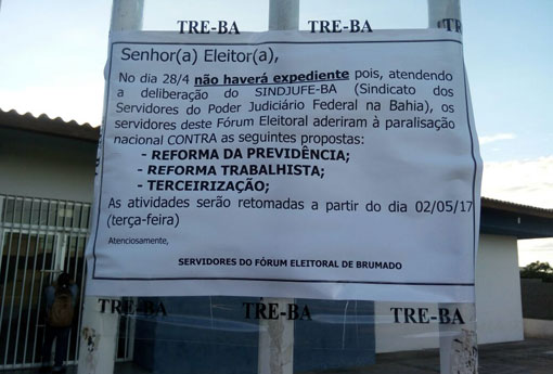 Servidores do Fórum Eleitoral de Brumado aderem a paralisação nacional 