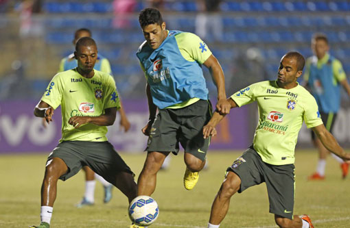 Seleção Brasileira enfrenta a Venezuela na noite desta terça (13) pelas eliminatórias