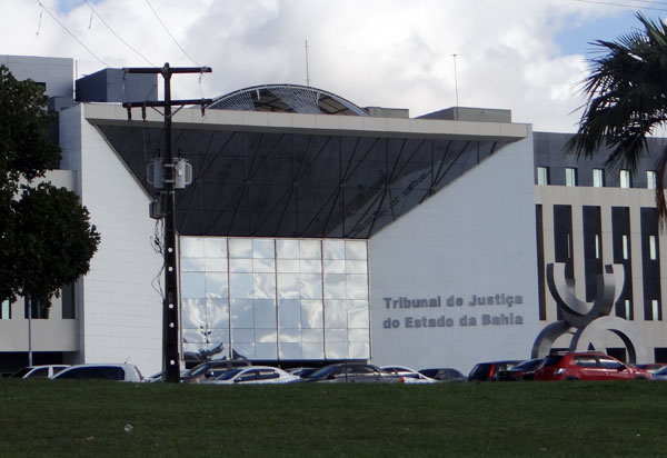Justiça deixará de desativar 18 comarcas do interior da Bahia