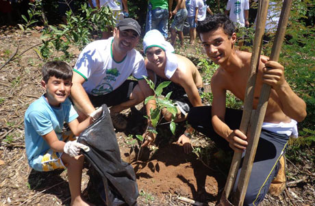 Rio de Contas: Organização do Trilhão de Arapiranga realiza ação ambiental