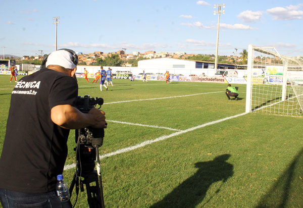 Histórico: Brumado tem a primeira transmissão de uma partida de futebol pela TV aberta
